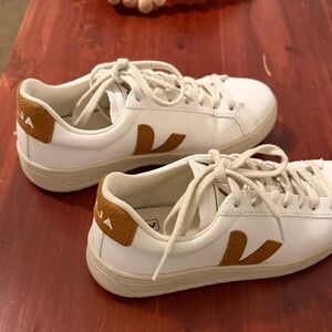 Veja Women's Cream and Brown Sneakers